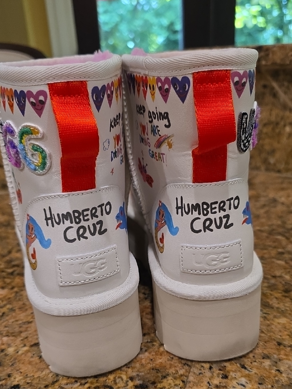 UGG Platform Pop Sketch Boot By Humberto Cruz - SZ 9 - Picture 8 of 13